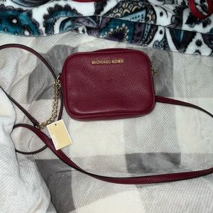 Michael Kors Crossbody Wallet